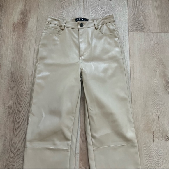 Princess Polly Motel Zova Faux Leather Pant - Picture 6 of 9